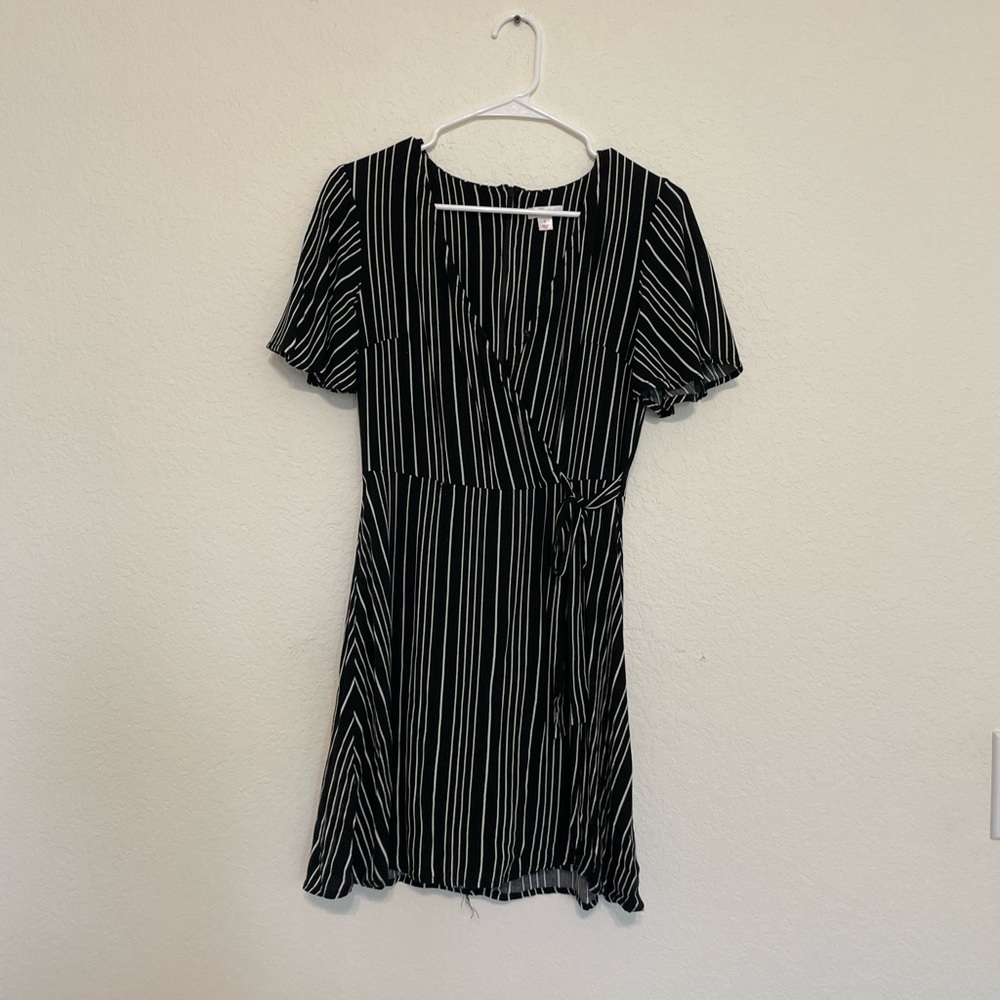 Xhilaration Target Summer Dress Kimono Style Black and White Size Small